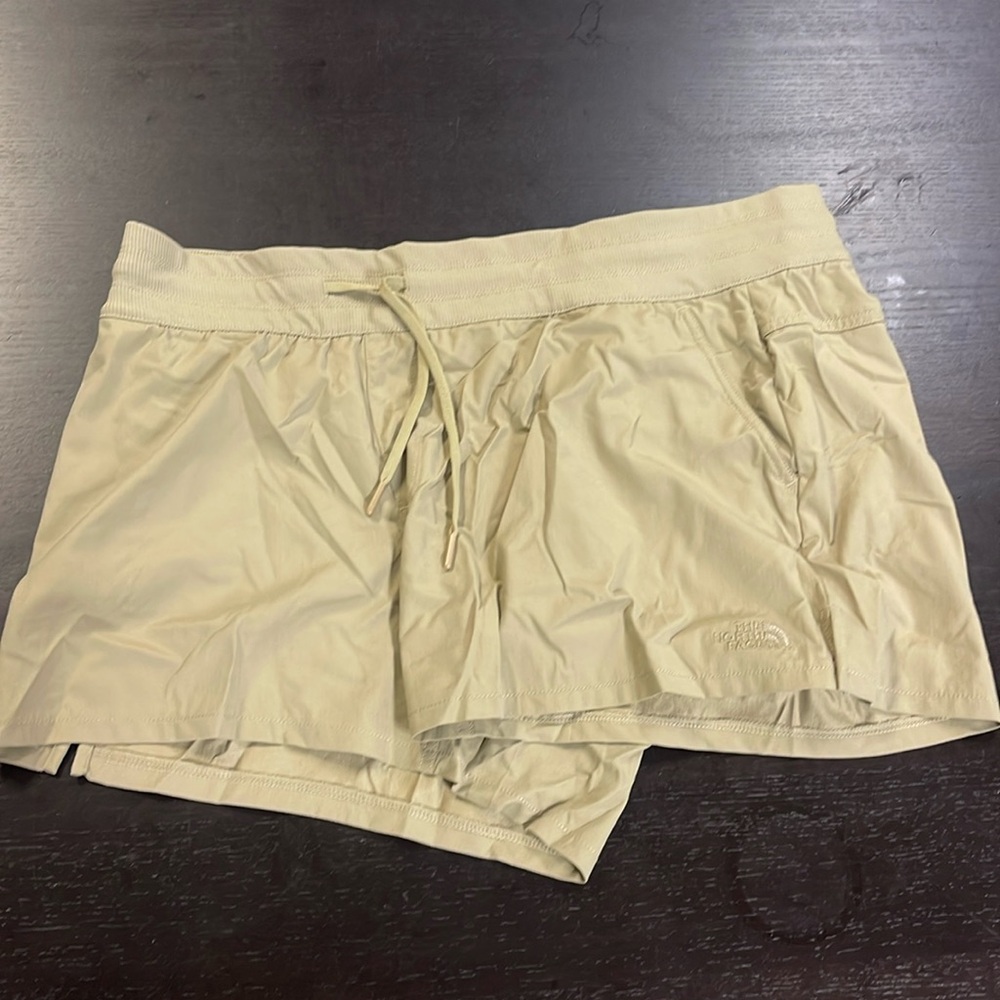 Northface cargo shorts extra large
